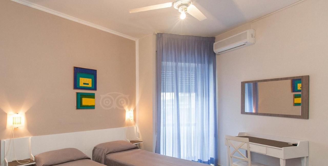 Hotel Anna Terracina Exterior photo