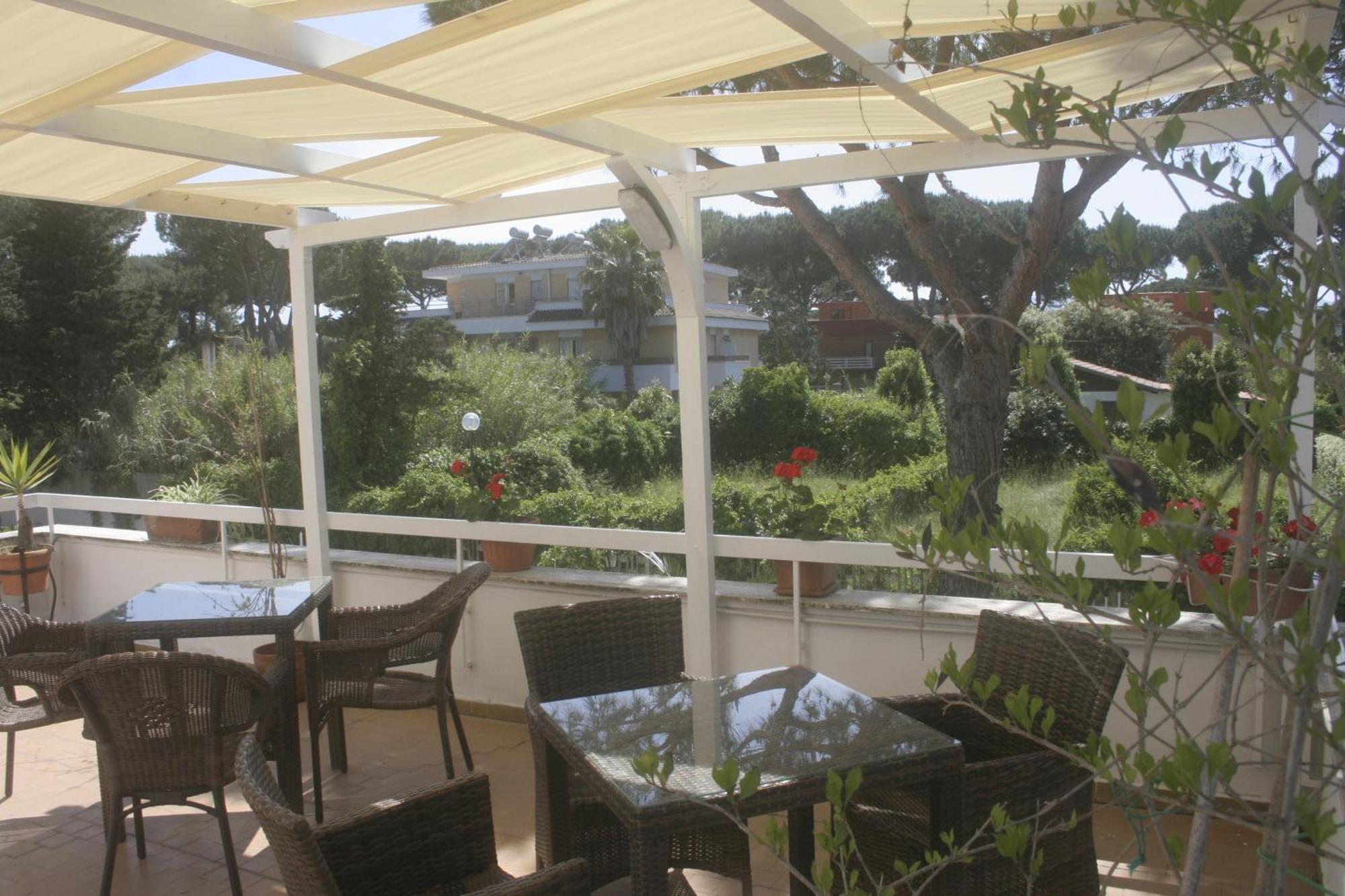 Hotel Anna Terracina Exterior photo
